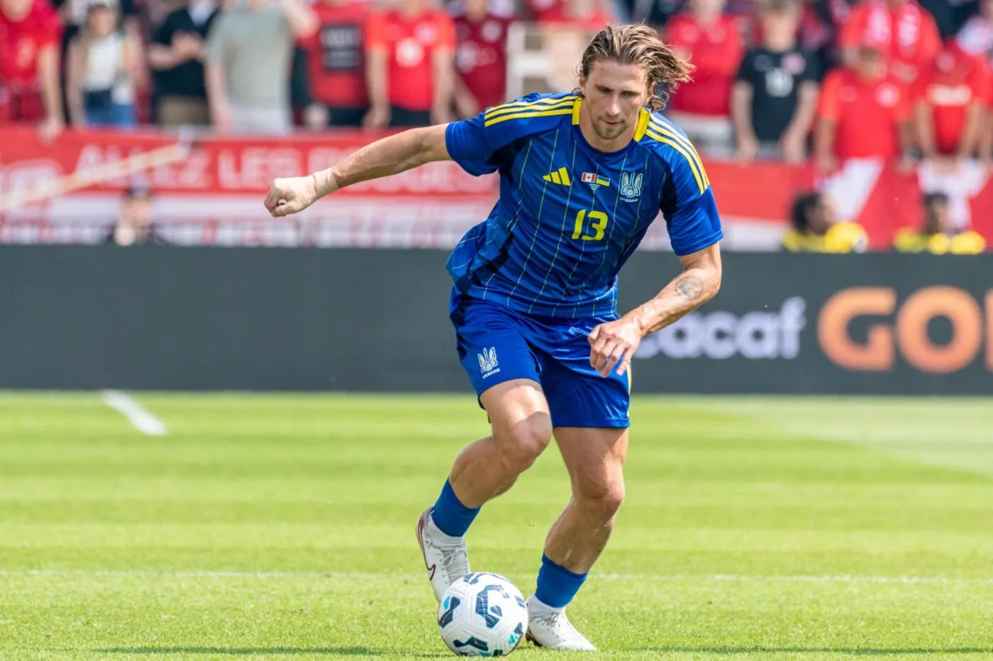 Illya Zabarnyi est à un pas du PSG