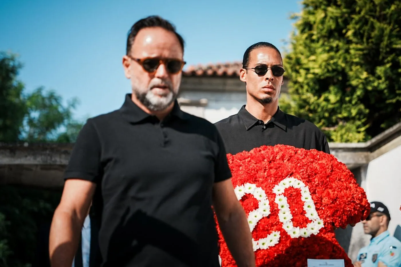 «<span style="font-size:50%">&nbsp;</span>C’est étrange de devoir continuer à jouer au football<span style="font-size:50%">&nbsp;</span>» : Van Dijk se confie sur la mort de Diogo Jota