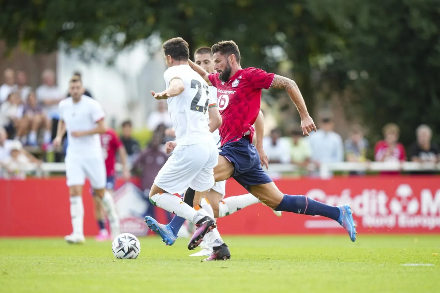 Pour son deuxième match avec Lille, Olivier Giroud s&rsquo;offre un doublé