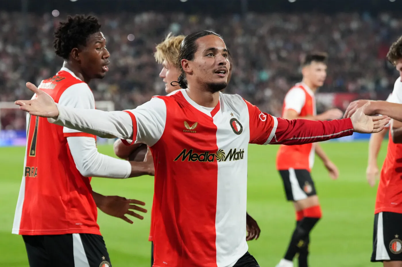 Le Feyenoord prend le meilleur sur Fenerbahçe sur la route vers la C1