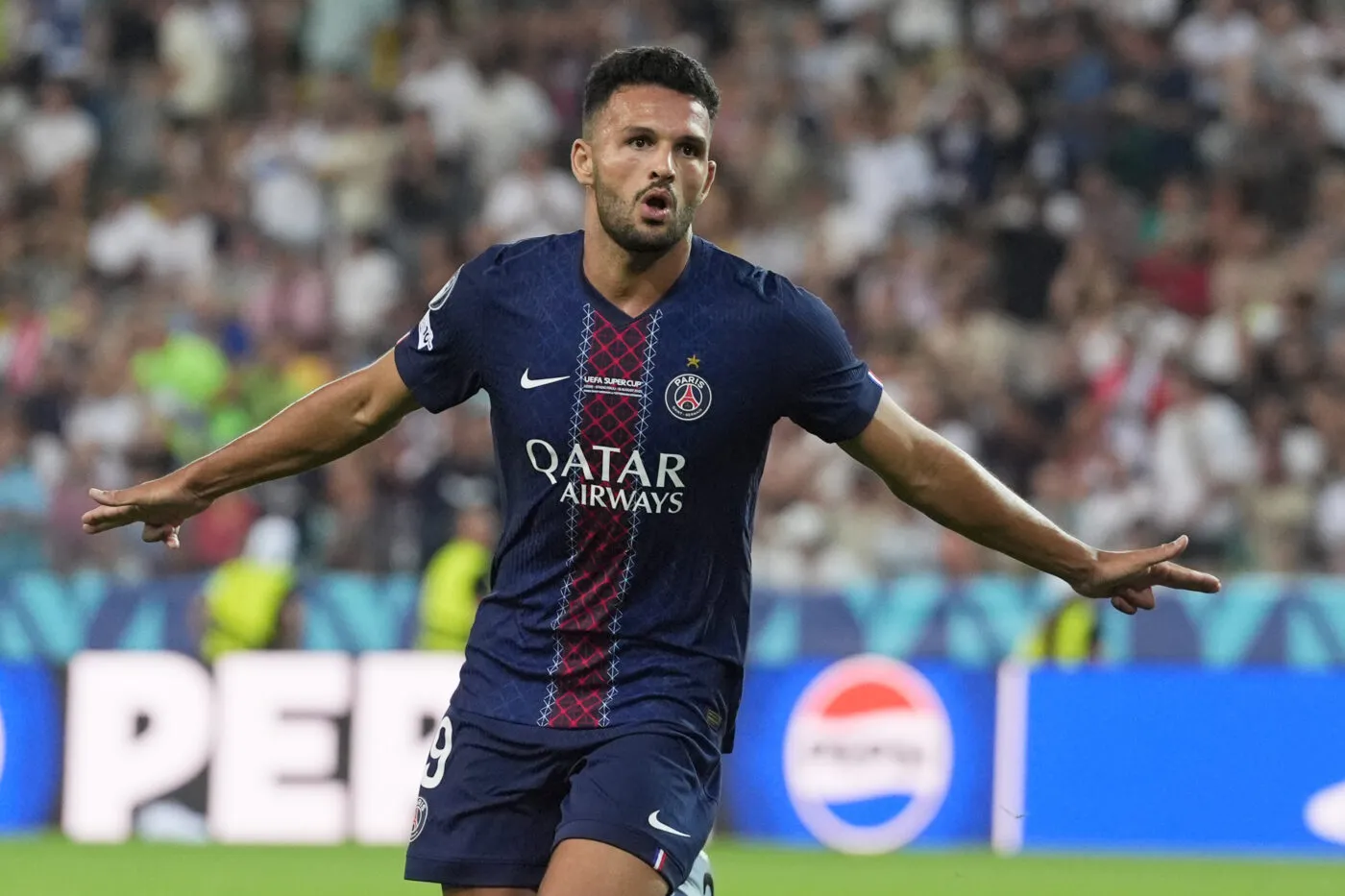 Gonçalo Ramos annonce qu&rsquo;il reste au PSG