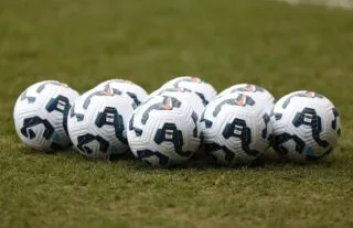 Un club iranien porte plainte contre un journaliste