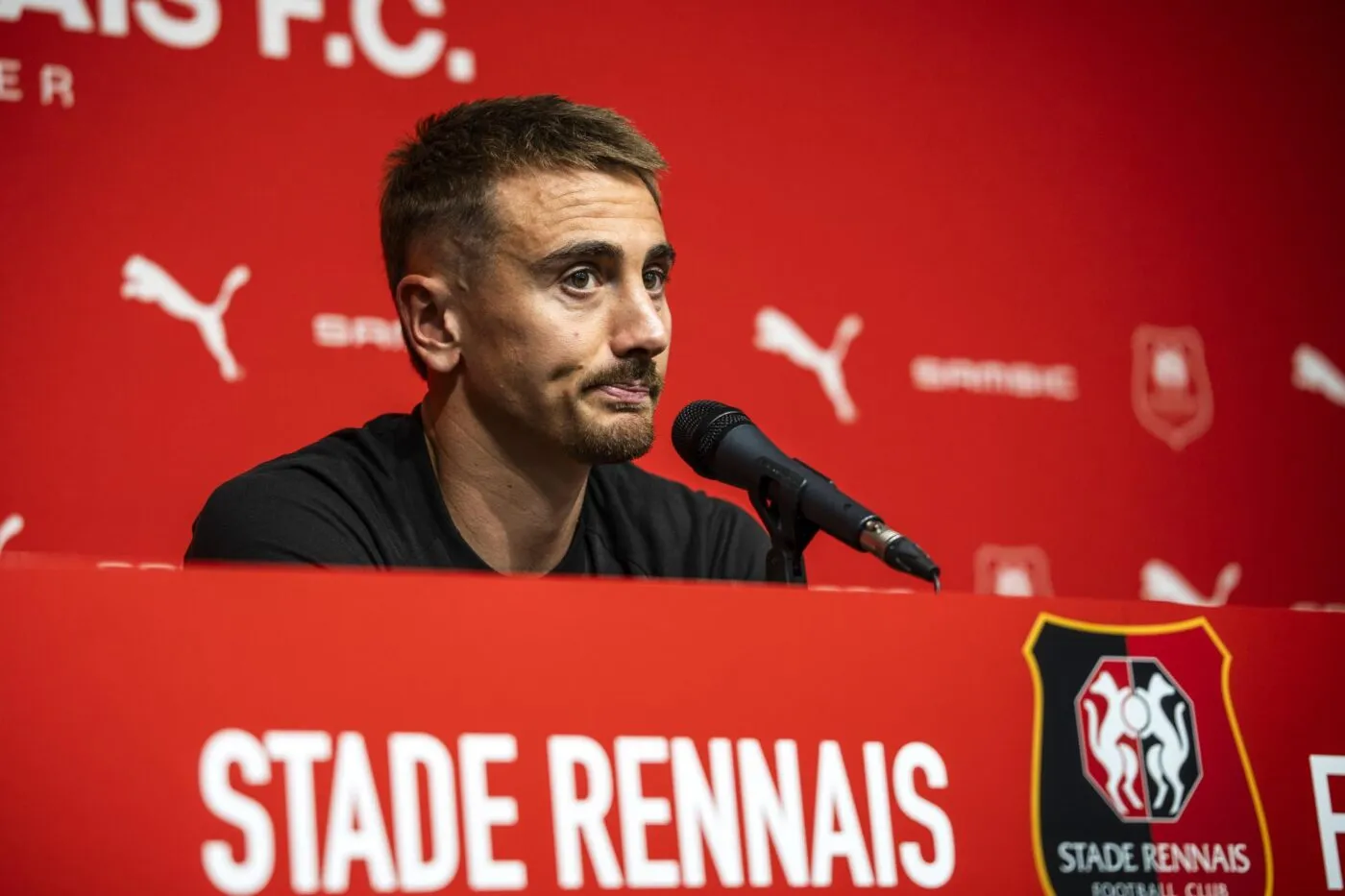 Valentin Rongier capitaine et accueilli par une banderole hostile au Roazhon Park pour sa première