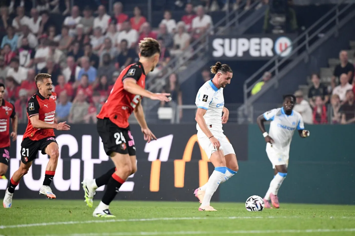 Des coups échangés entre Rowe et Rabiot ?