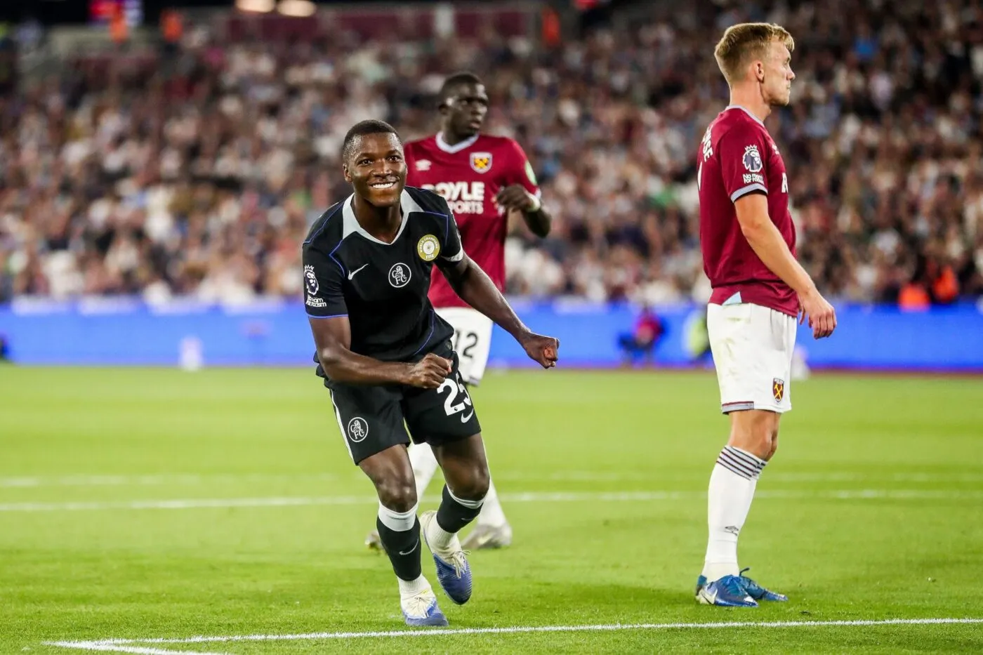 Chelsea file une leçon à West Ham