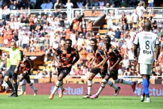 Rennes se saborde et coule à Lorient à neuf contre onze