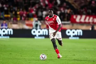 Wilfried Singo met les voiles