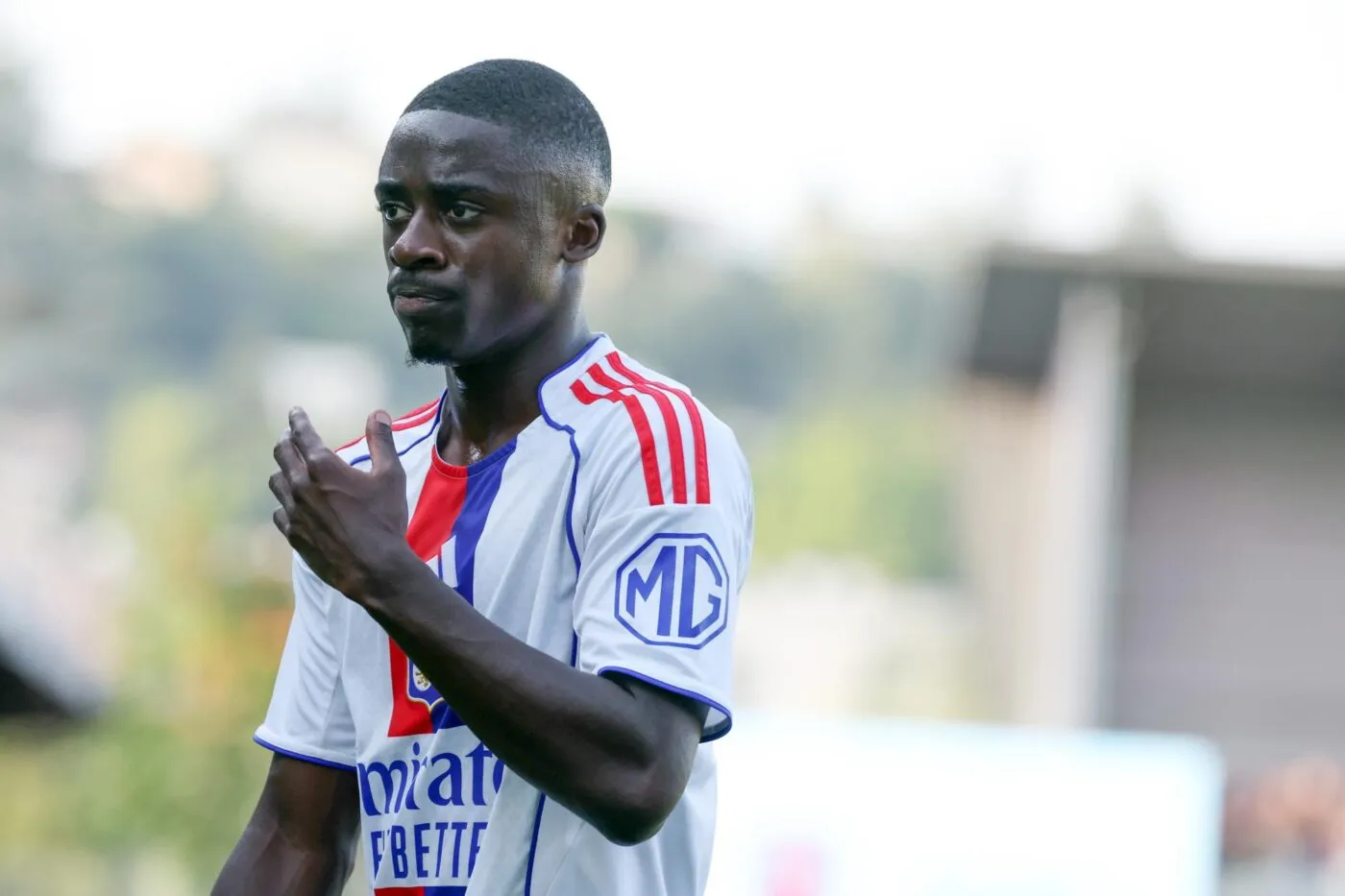 L’OL prête son défenseur latéral Saël Kumbedi à Wolfsburg, en Bundesliga