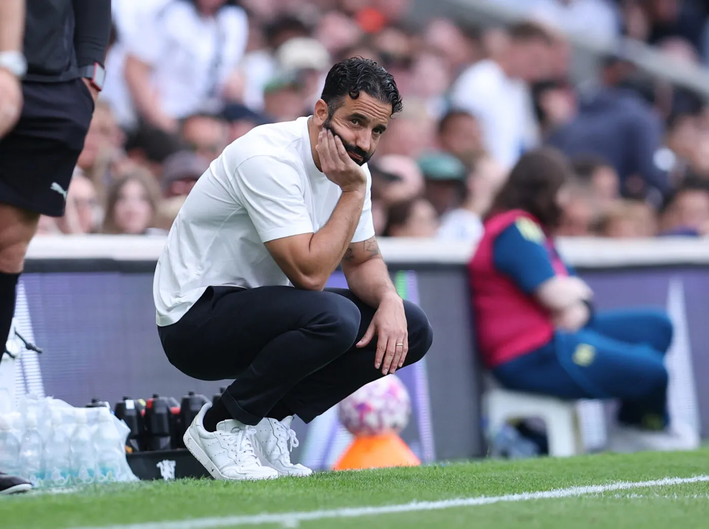 Trois jours après avoir éliminé Manchester United, Grimsby Town se moque de Rúben Amorim