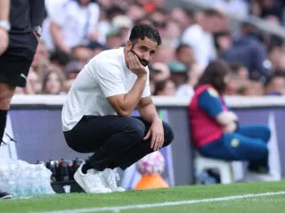 Trois jours après avoir éliminé Manchester United, Grimsby Town se moque de Rúben Amorim