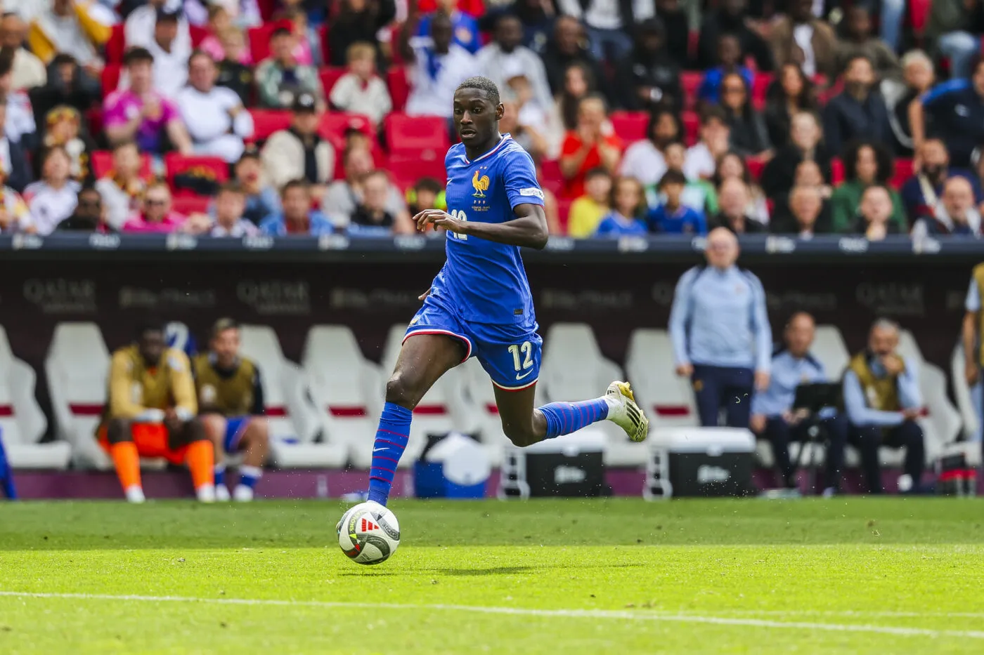 Randal Kolo Muani file à Tottenham