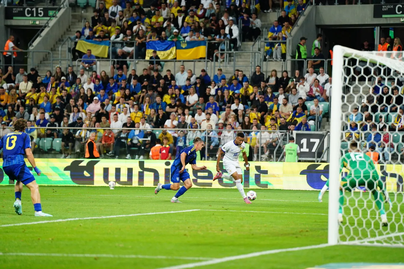 Revivez Ukraine-France (0-2)