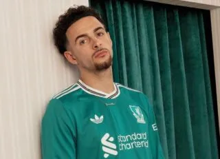 Il était temps : Liverpool sort enfin son troisième maillot