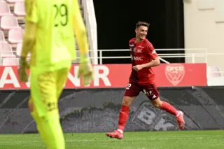 Reims rattrape Annecy, Grenoble braque Dunkerque