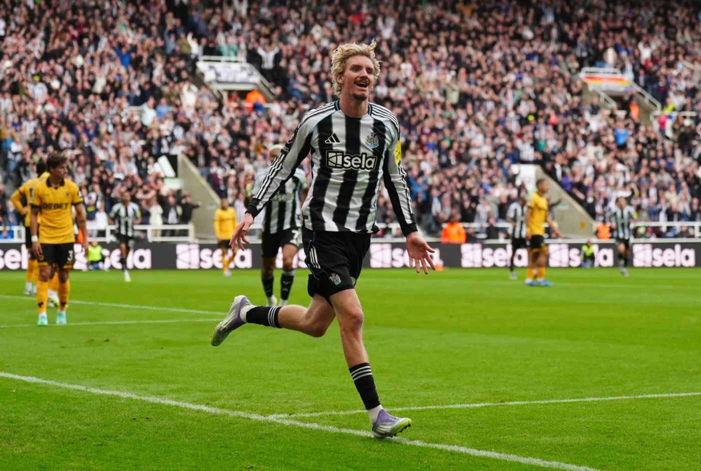 Buteur avec Newcastle, Nick Woltemade rejoint un cercle très fermé