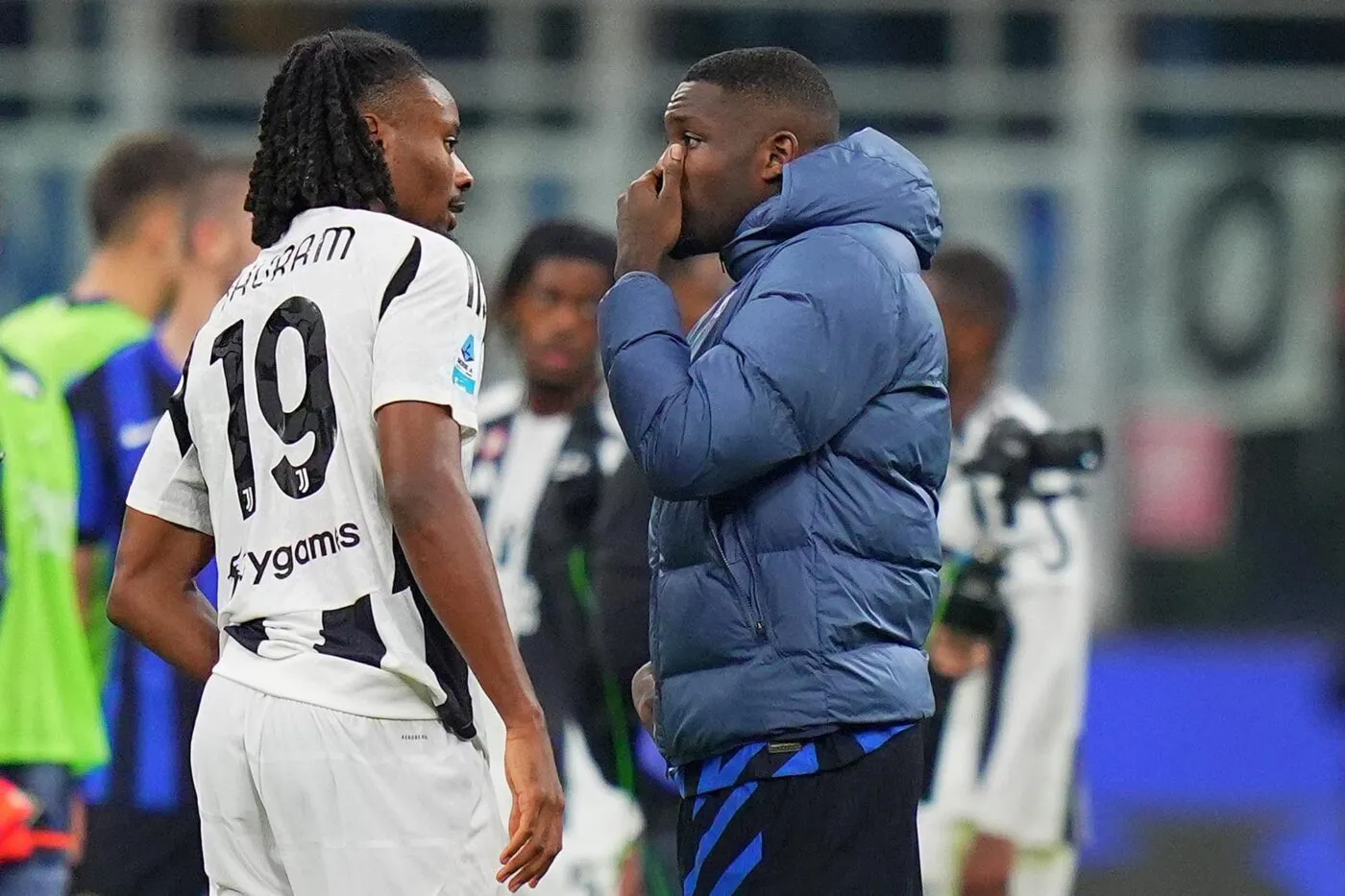 Frères, adversaires et buteurs dans un même match