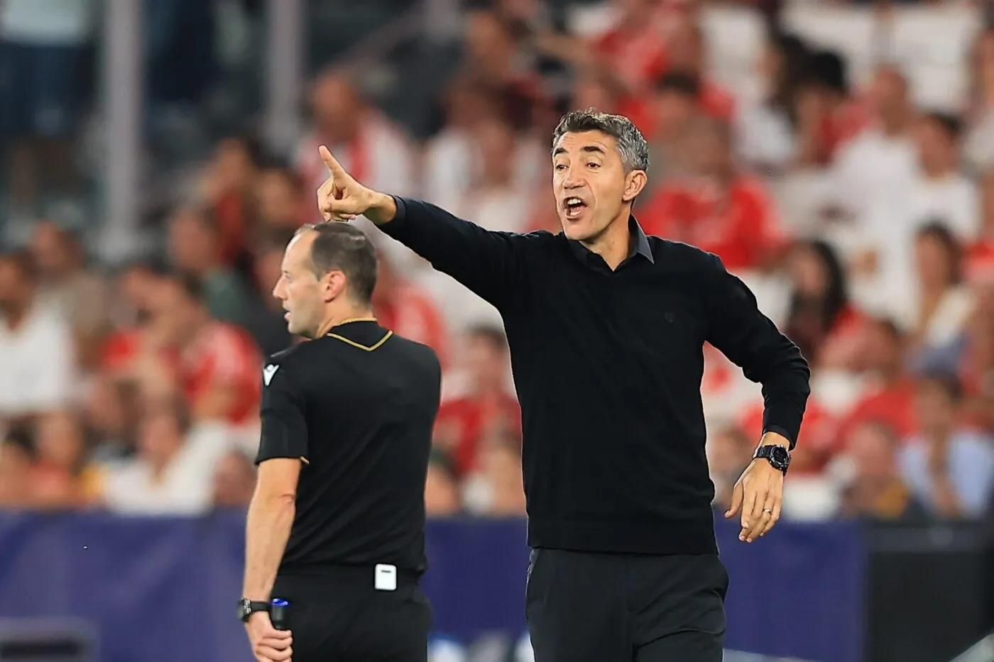Benfica montre la porte à Bruno Lage... et attend José Mourinho ?