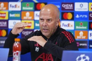 Arne Slot pense à Griezmann la nuit