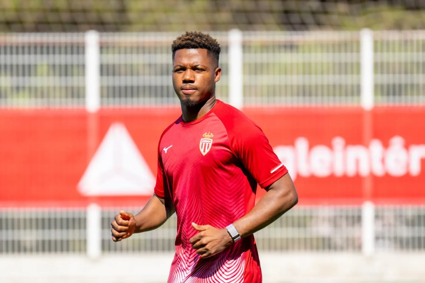 Une recrue estivale fait une première apparition dans le groupe de Monaco