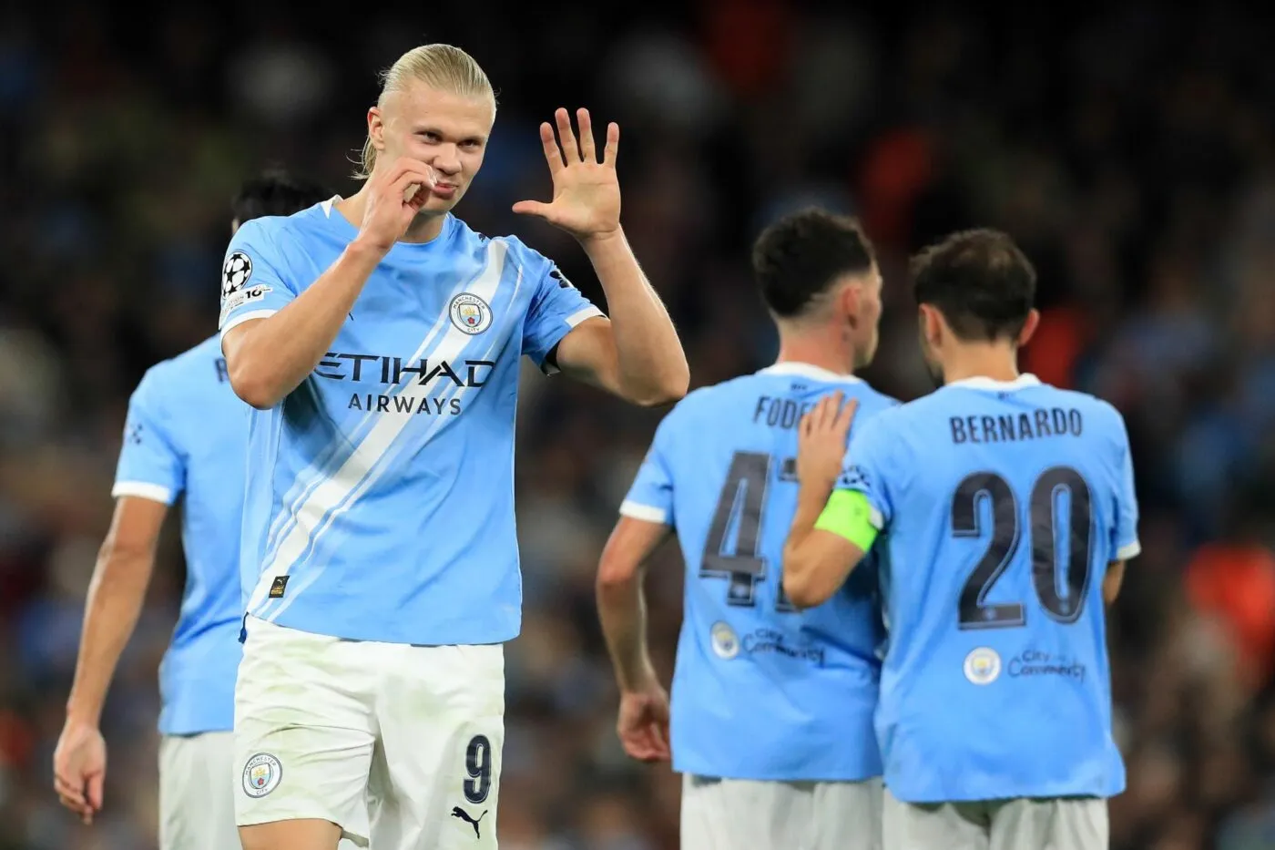 Manchester City maîtrise Naples avec un Erling Haaland historique