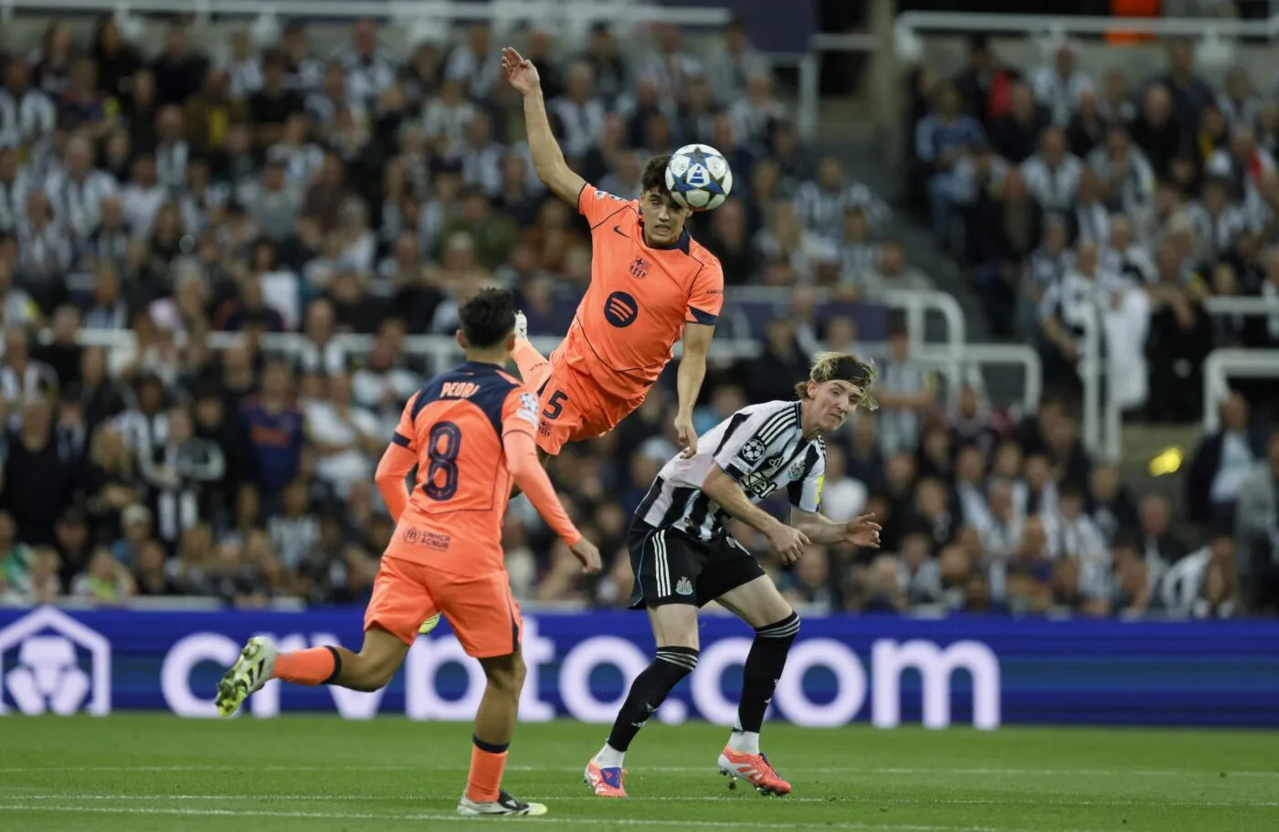 Anthony Gordon juge Barcelone supérieur aux équipes de Premier League