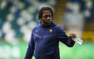 Les Bleuets à une marche de l'Euro