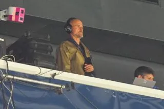 Une tribune sur-mesure pour Luis Enrique au Parc des Princes