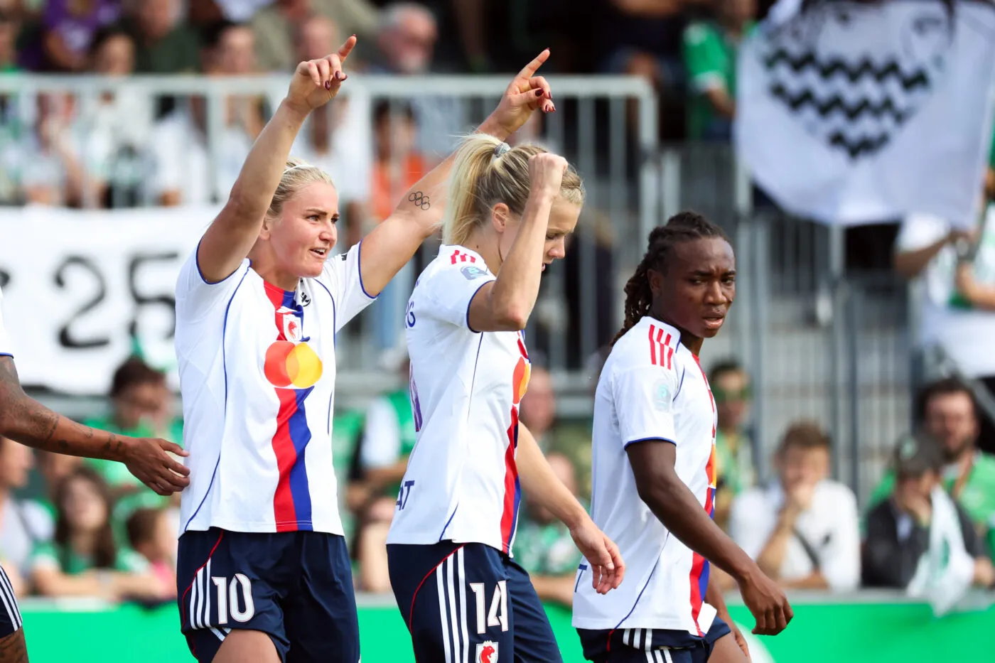 Lyon remporte le derby sans forcer contre Saint-Étienne