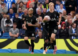 Tottenham deuxième, West Ham et Wolverhampton toujours sans victoire 