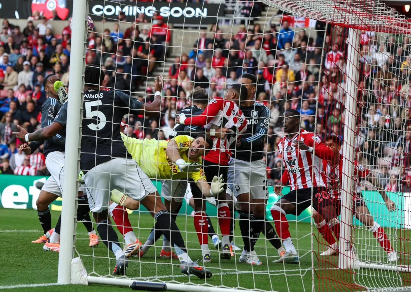 Aston Villa relégable, Newcastle à l’arrêt