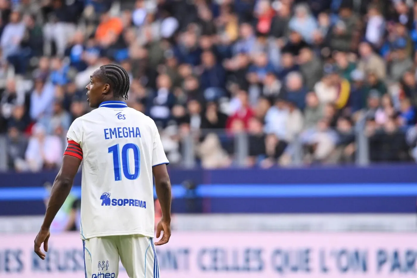Emmanuel Emegha déclare sa flamme à Ilan Kebbal