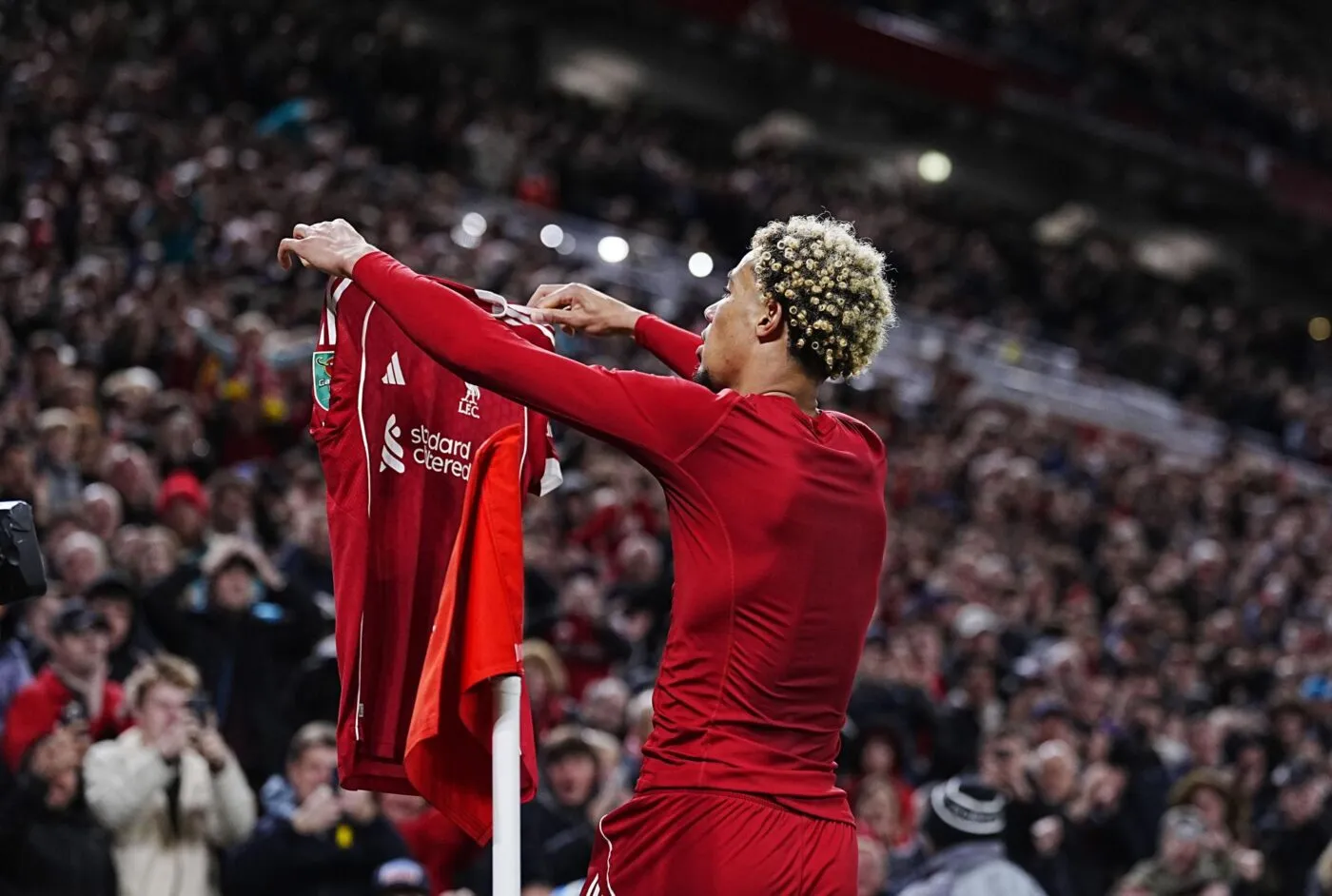 Hugo Ekitike : une célébration pas très cérébrale