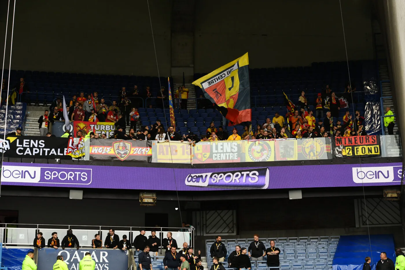 La mairie de Lens fustige l’encadrement «<span style="font-size:50%">&nbsp;</span>indigne<span style="font-size:50%">&nbsp;</span>» des supporters au Parc des Princes