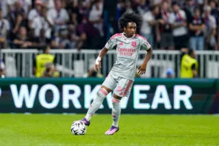 En direct : Utrecht-Lyon  (0-0)