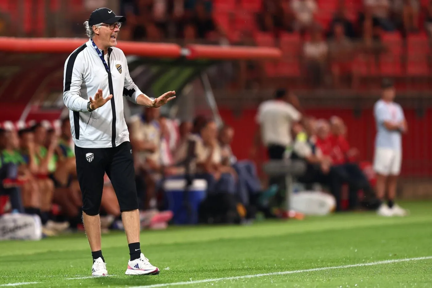 Un entraîneur français limogé après une seule défaite