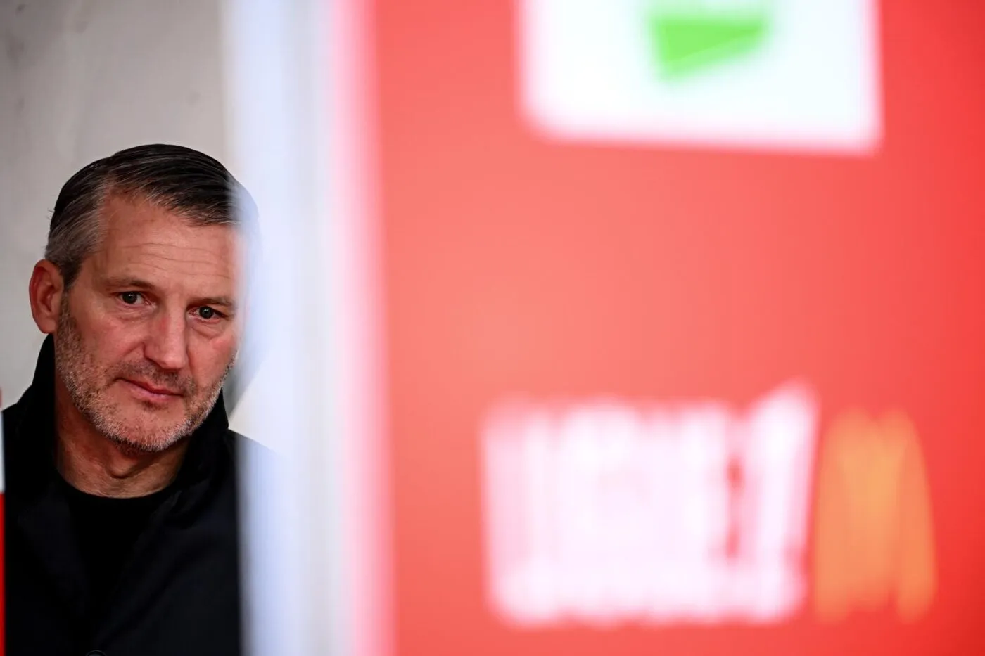 Contestatations envers les arbitres : des Dogues dans la matrice