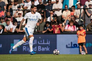Le superbe raid solitaire de Theo Hernandez avec Al-Hilal
