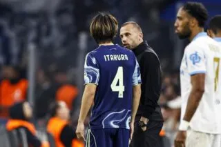 Après la défaite à Marseille, Heitinga et les joueurs de l'Ajax en prennent pour leur grade