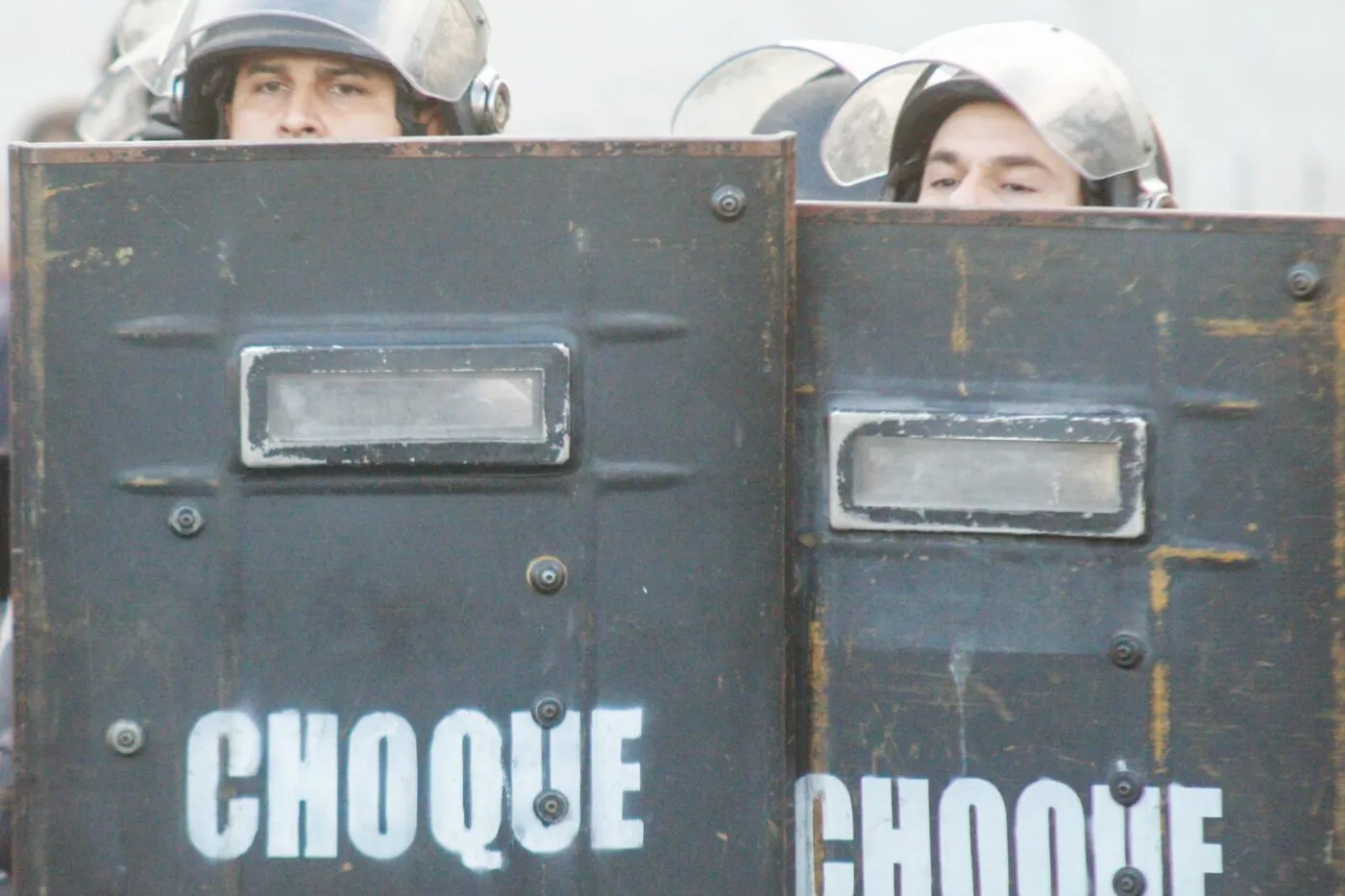 La police débarque dans le vestiaire du Nicaragua pour une histoire de pension alimentaire