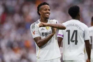 La femme d’Éder Militão impressionne au footvolley