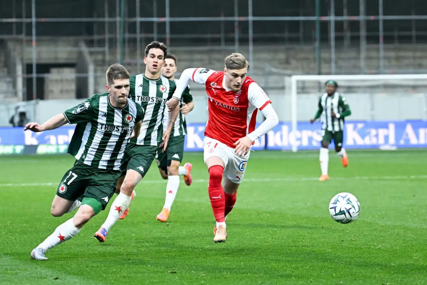 Ligue 2 : Le Red Star et Reims se neutralisent, Montpellier loupe le coche