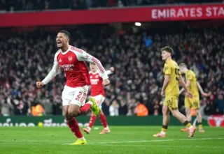 Arsenal rejoint Chelsea en demi-finale de League Cup