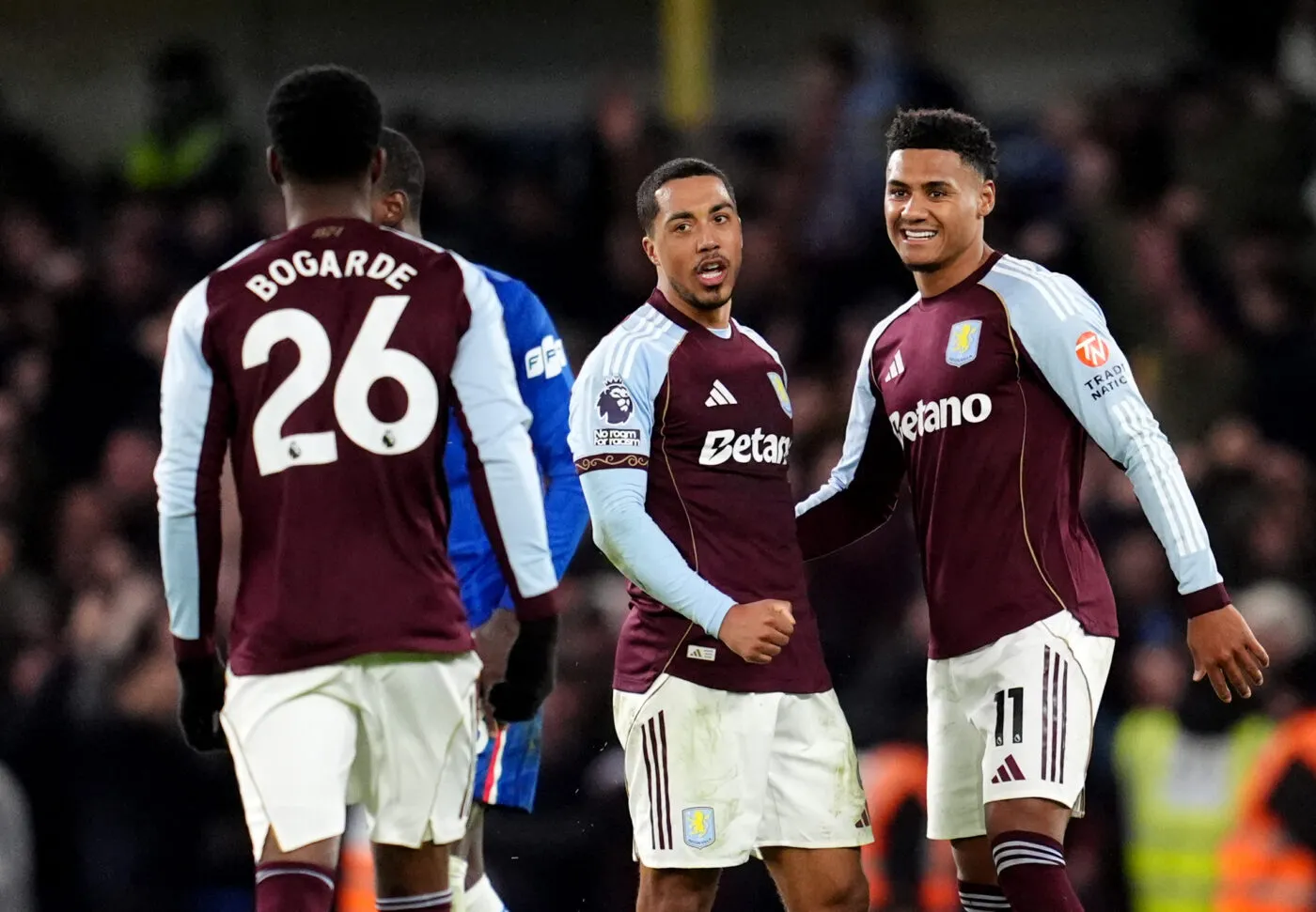 Aston Villa s’offre le scalp de Chelsea et poursuit sa folle série
