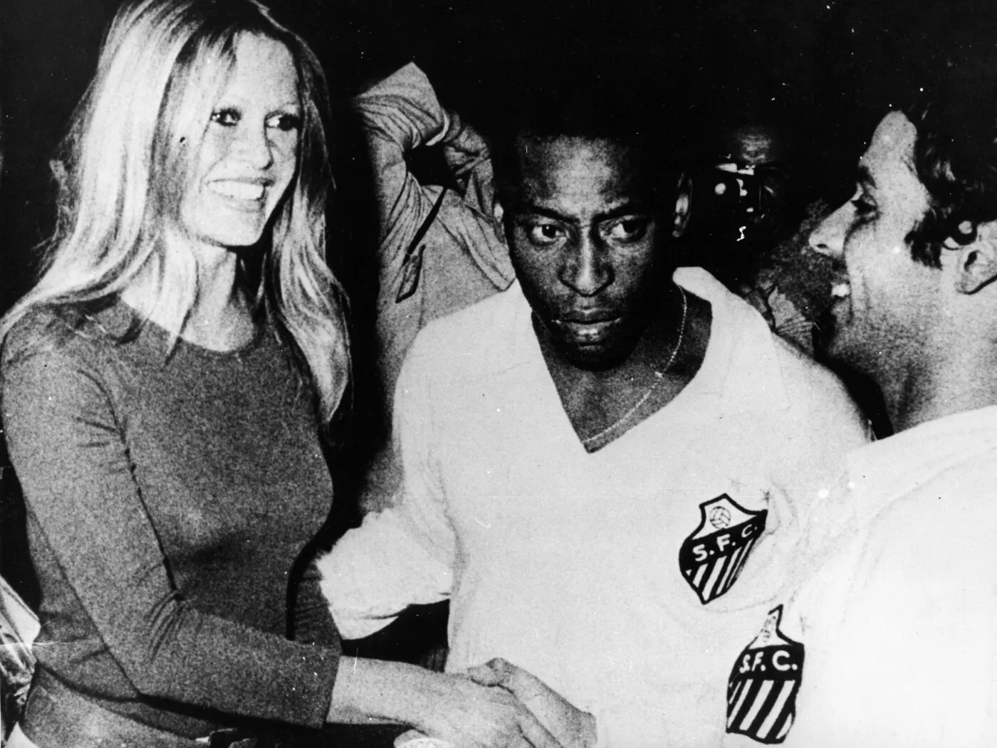 Mort de Brigitte Bardot : le jour où l'icône française rencontrait le roi Pelé