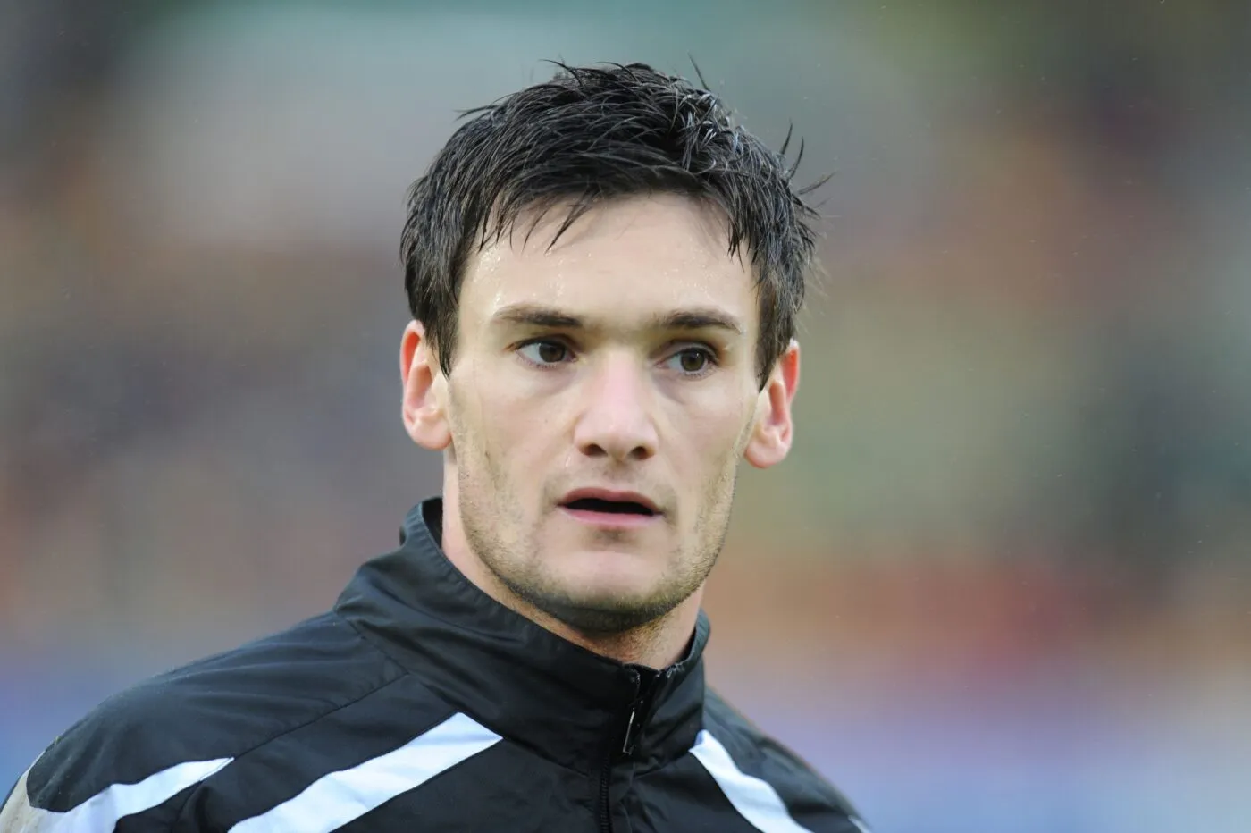 Hugo Lloris essaierait-il de nous faire passer un message ?