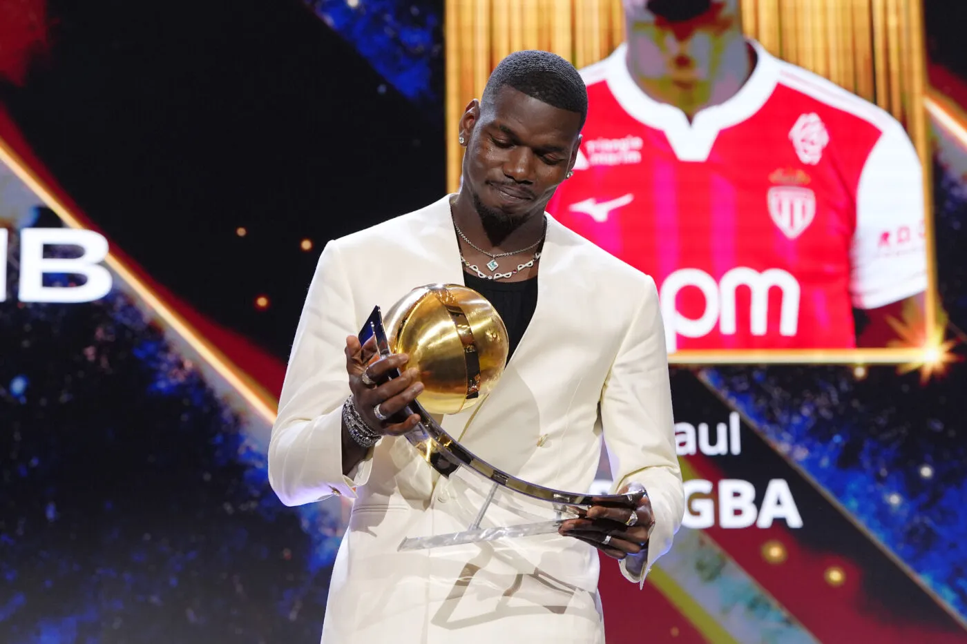 Dix idées de trophées encore plus ridicules que le trophée du come-back de Pogba