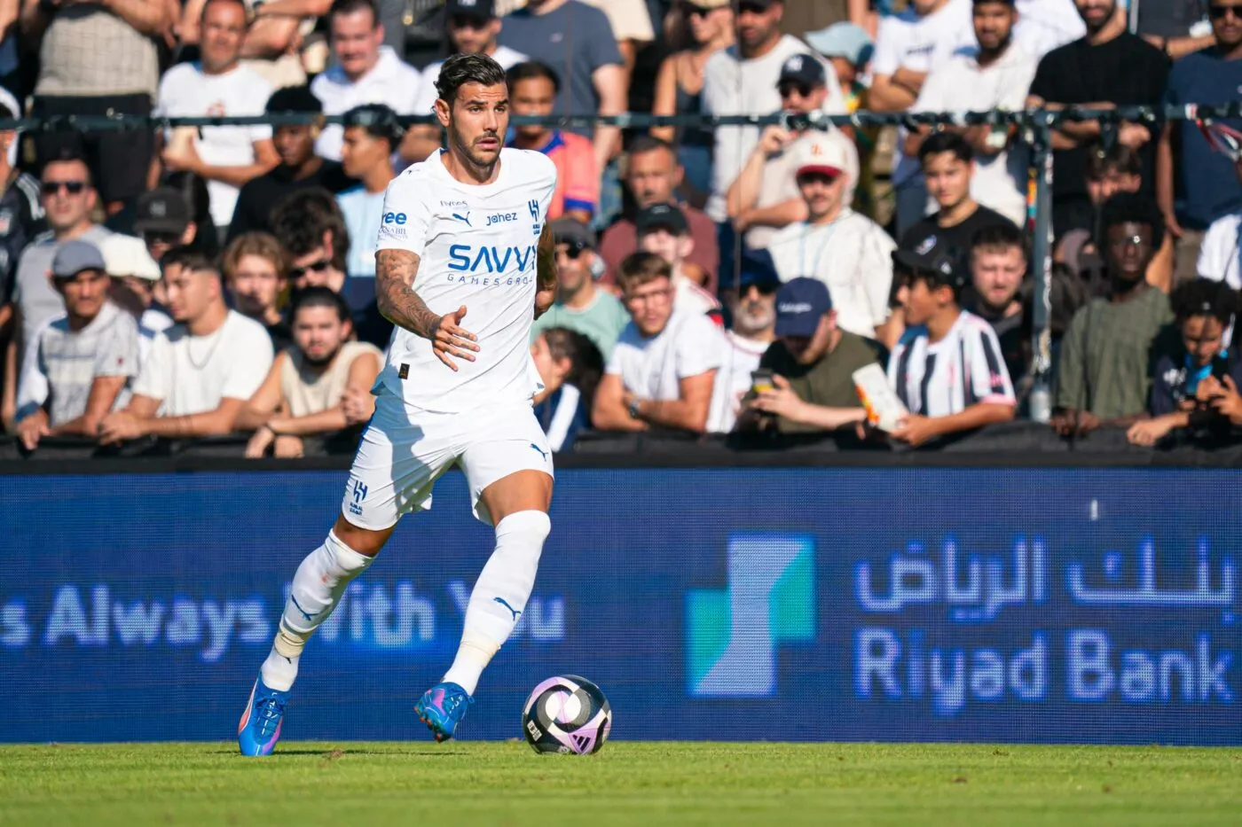 Theo Hernandez se régale avant le réveillon