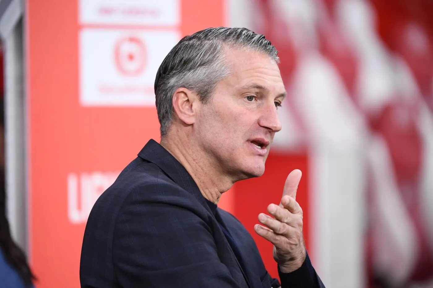 Un retrait de points pour le LOSC à cause de chants homophobes ?