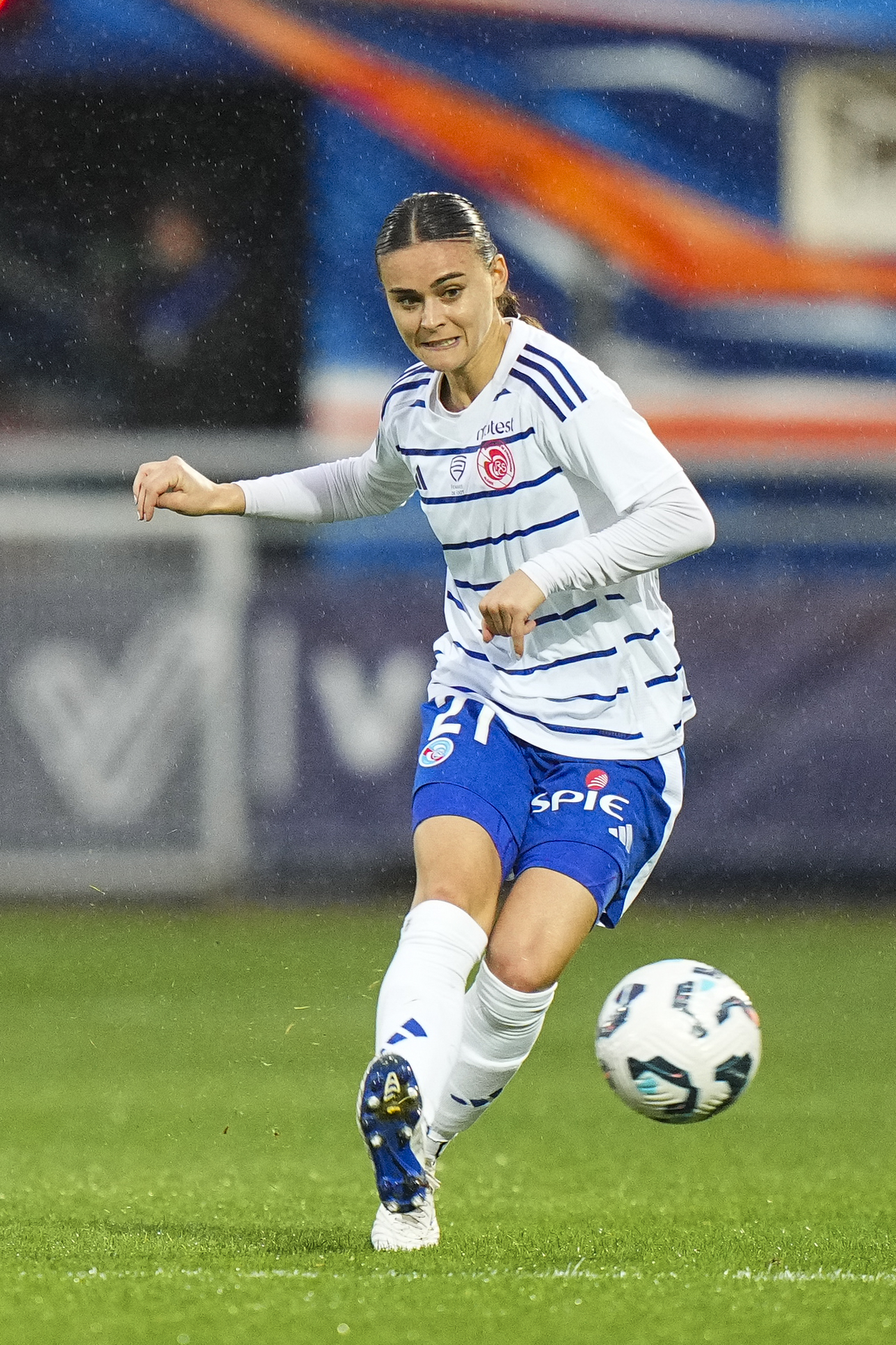 ICONSPORT_241653_0052