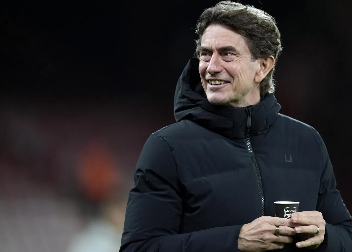 La défense de Thomas Frank après avoir bu dans un gobelet Arsenal